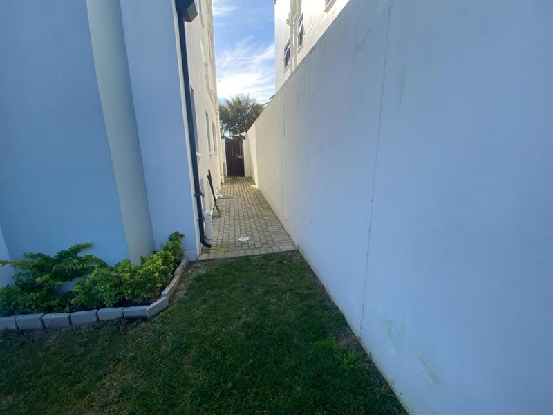 To Let 3 Bedroom Property for Rent in Richwood Western Cape